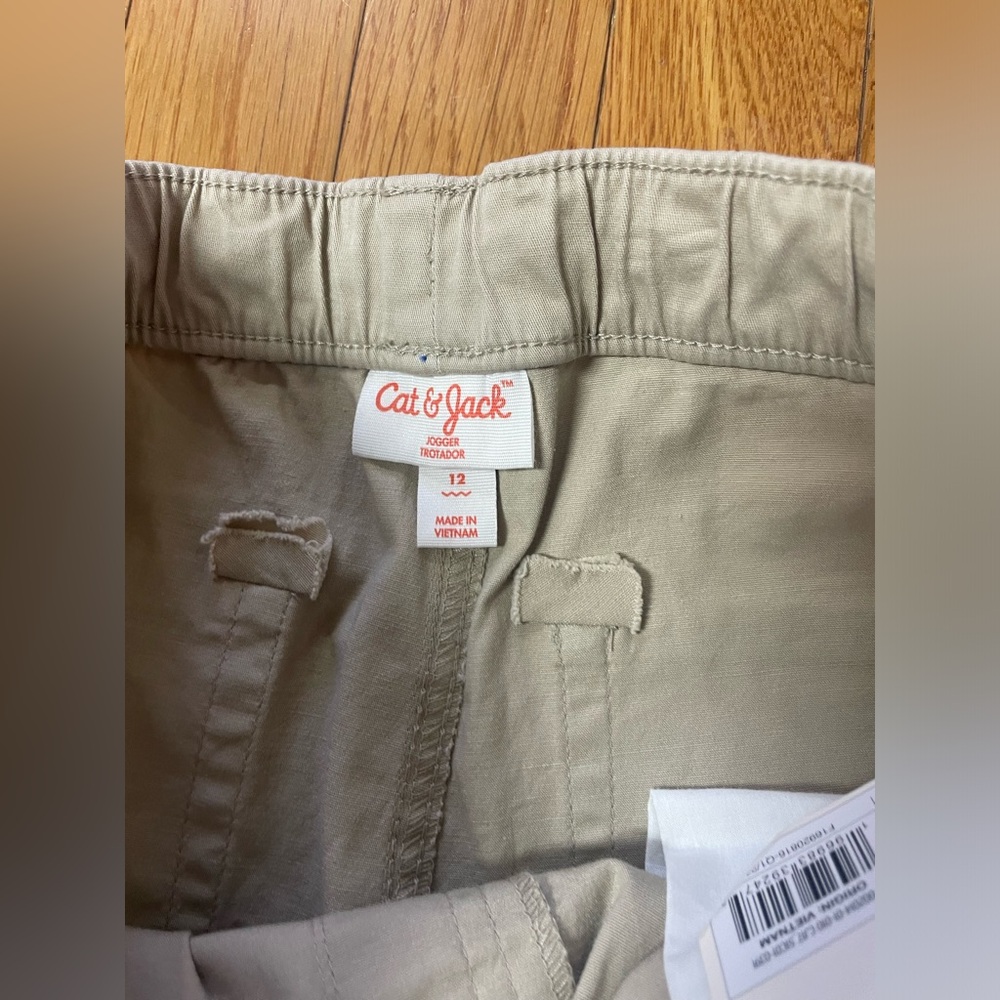 Cat & Jack Kids Beige Jogger Pants‎ with reinforce knee NWT  size 12 - Picture 5 of 9